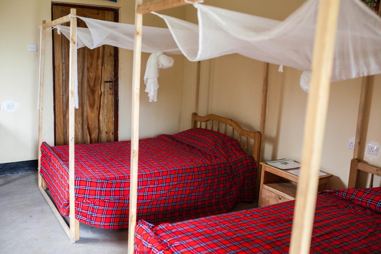 The Elephant Home Katunguru 外观 照片